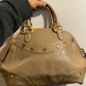 MCM LEATHER HANDBAG - BEIGE